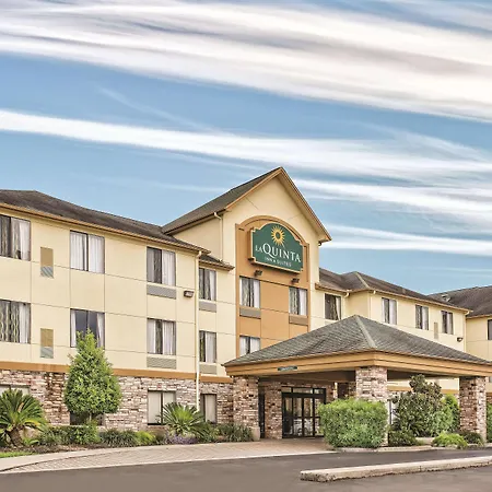 La Quinta Inn & Suites By Wyndham The Woodlands Spring